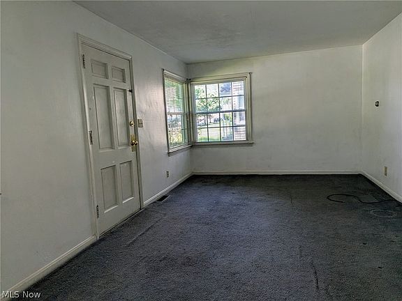 3rd image of 321 Filmore Ave