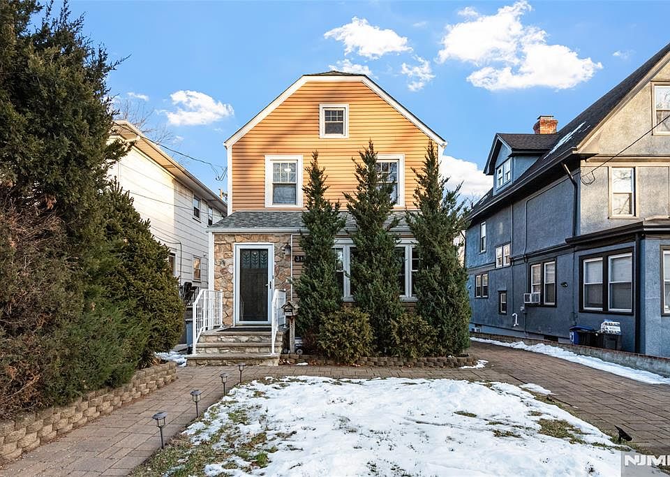 1st image of 313 Elm Ave