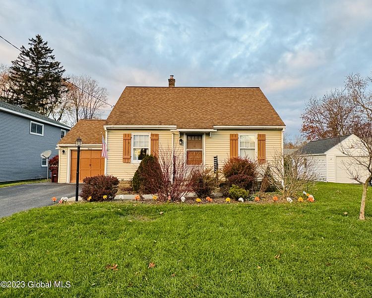 2nd image of 11 Witbeck Drive