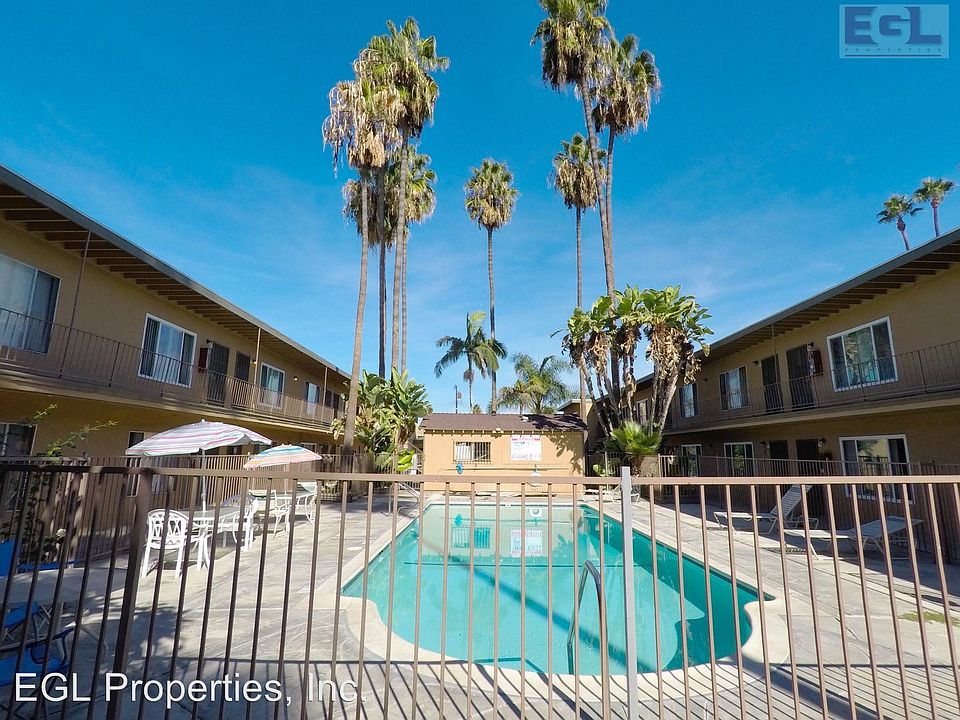 2nd image of 8043 Chapman Ave APT 8
