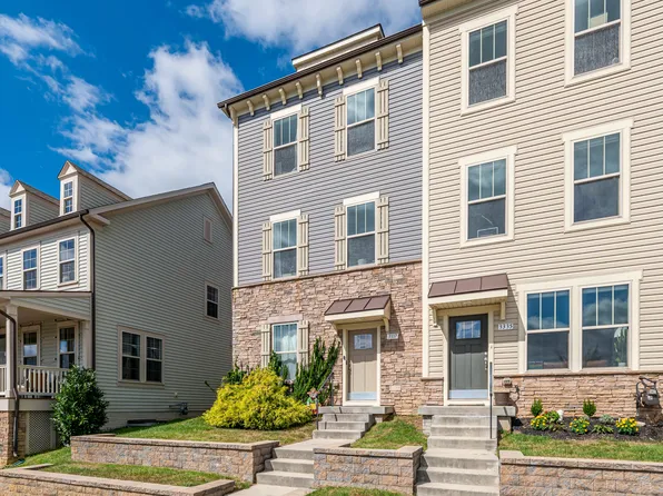 3337 Stone Barn Dr, Frederick, MD 21704