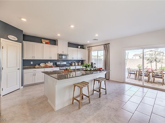 3rd image of 3804 Paradise Palms Avenue St #16