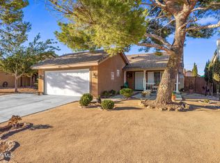 10852 Bonanza Rd, Adelanto, CA 92301