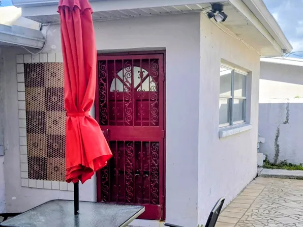 206 58th Ave, Saint Pete Beach, FL 33706