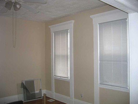 5th image of 115 Grinnell St