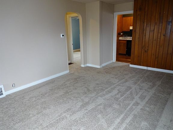 3rd image of 3006 Princeton Ave
