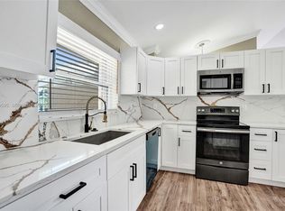 8204 SW 12th St, Pompano Beach, FL 33068