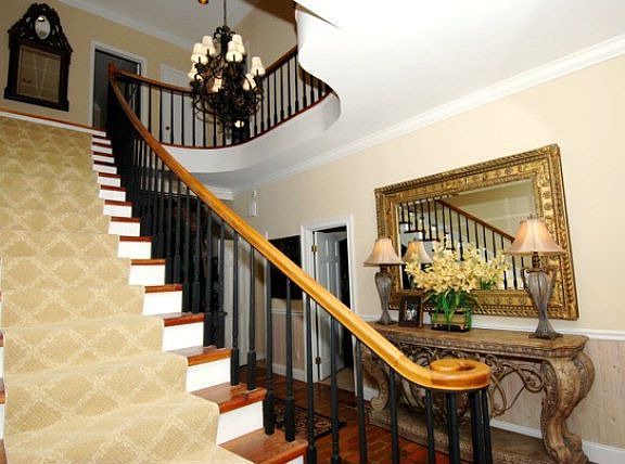 3rd image of 1219 Oglethorpe Dr