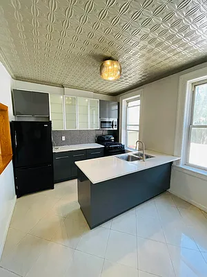 Rented by Voro New York | media 2