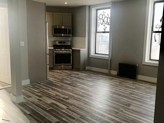 2nd image of 936 E 169th St #2