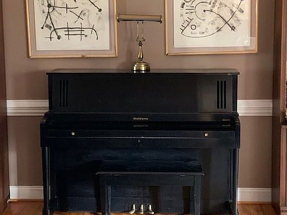 2nd image of 423 Congaree Rd