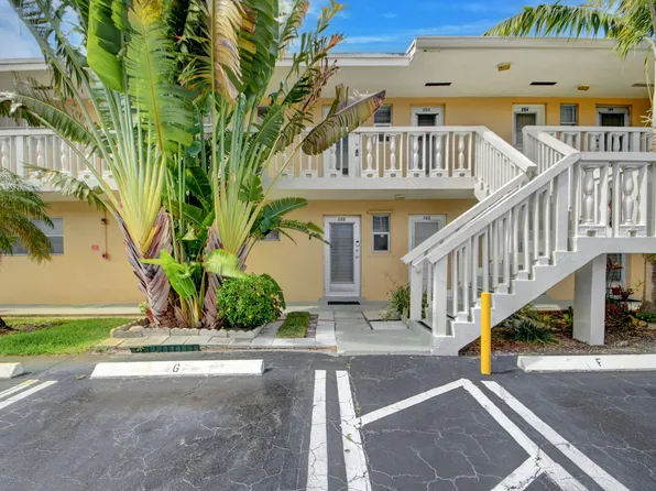 2181 NE 1st Court #103, Boynton Beach, FL 33435