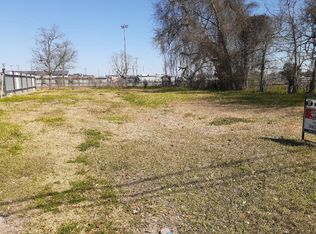 1112 Johnson St, Baytown, TX 77520