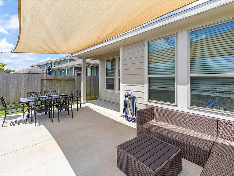 24714 Crimson Pine Dr — Photo 36