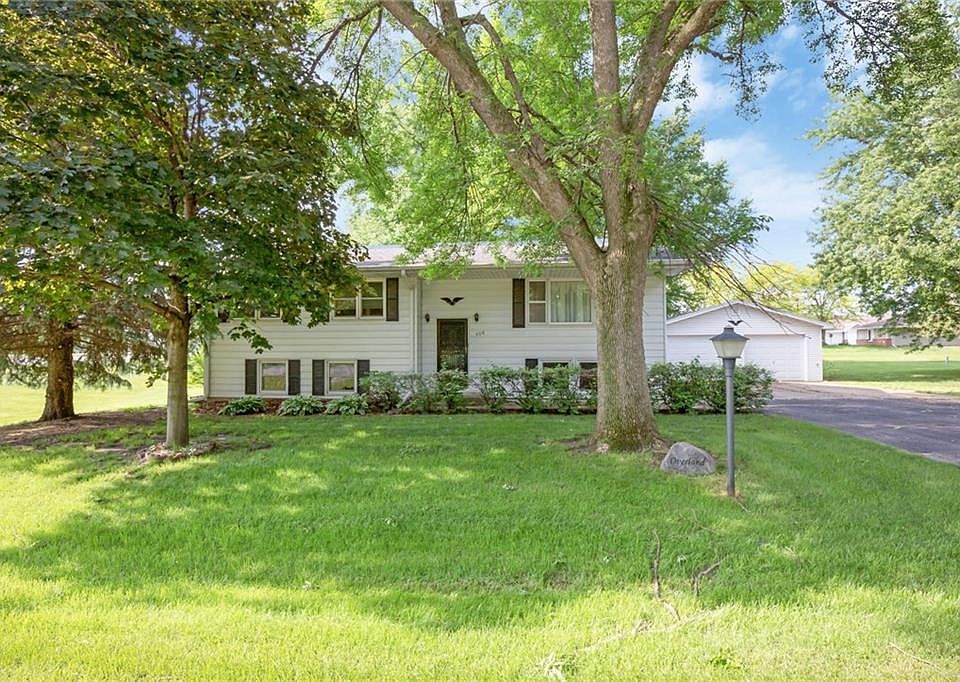 1st image of 308 Westwood Dr