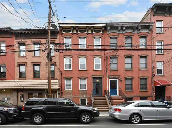 729 Garden St APT 1, Hoboken, NJ 07030