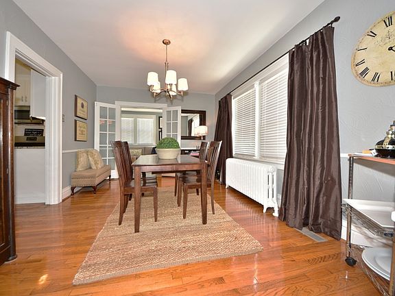3rd image of 7469 Gannon Ave