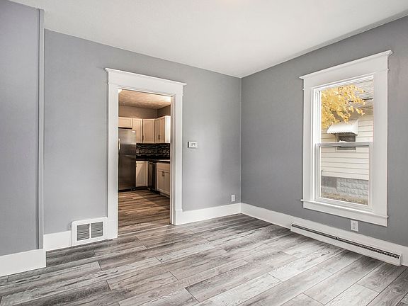 5th image of 810 W 6th St