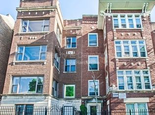 609 E 60th St #3, Chicago, IL 60637