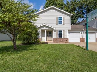 6788 Lexington Dr, Newburgh, IN 47630