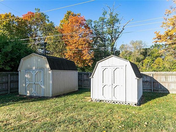 5th image of 2233 Ferndown Dr