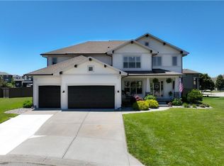 100 SE Shores Trce, Blue Springs, MO 64064
