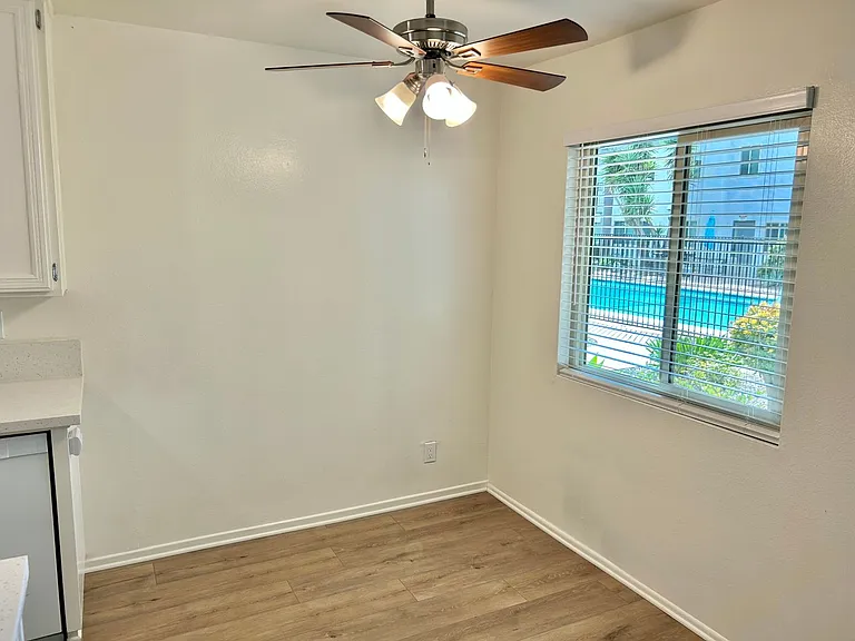 Monte Vista Townhomes — Photo 30