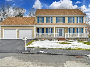 42 Briarcliff Dr, Auburn, MA 01501