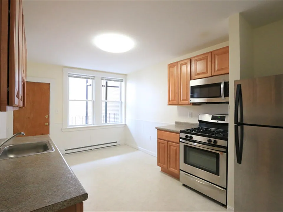 1 Quincy St #4