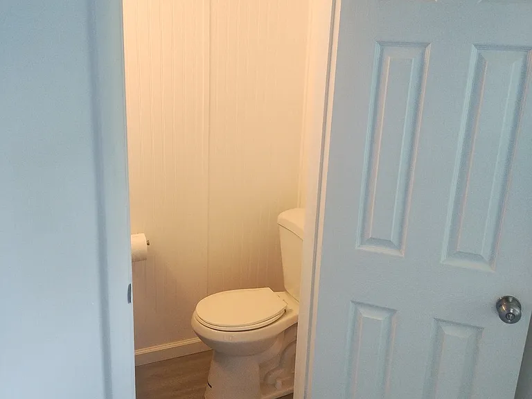 244 Sterling Rd — Photo 41
