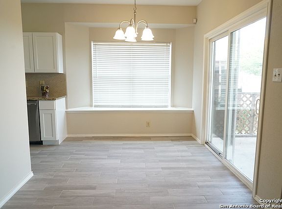 5th image of 252 Saddlebrook Dr
