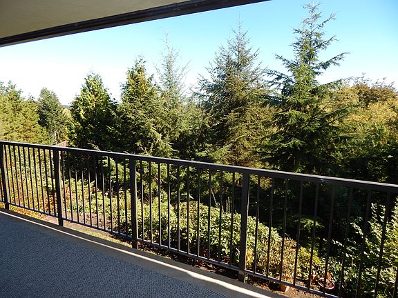 2nd image of 17900 23rd Ln NE APT 203E