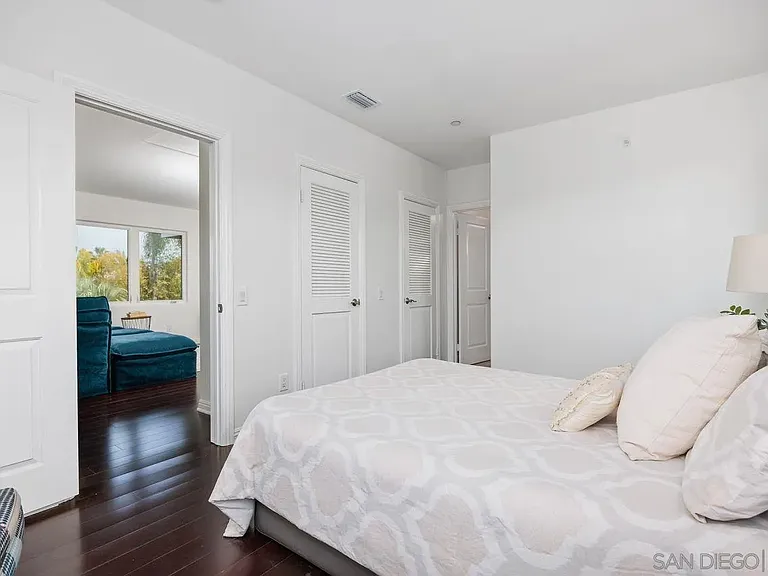182 Andrew Ave — Photo 34