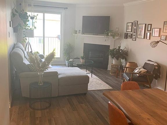 2nd image of 140 Conway Dr #46