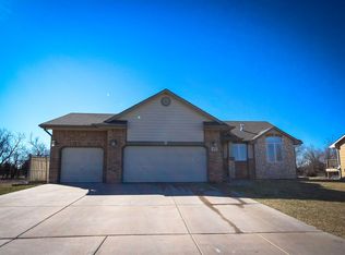675 Cottonwood Cir, Benton, KS 67017