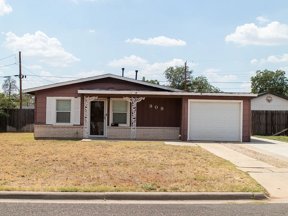 909 NW 8th St
