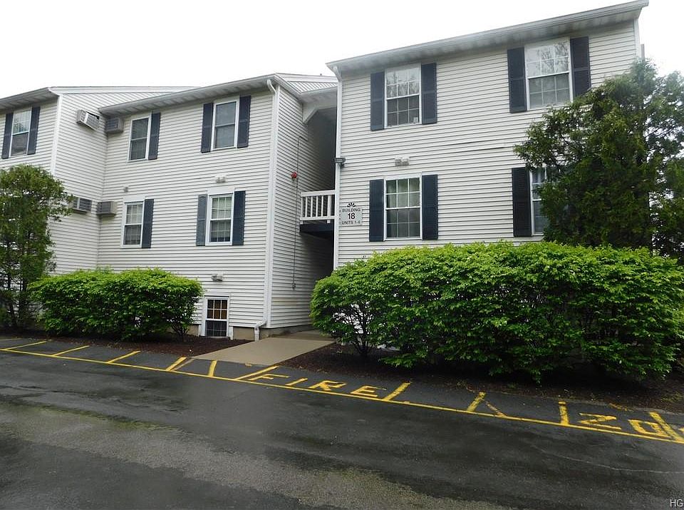 1st image of 18 Lexington Hl Unit 11