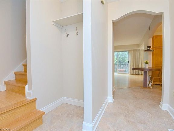 5th image of 457 Woodview Rd #7