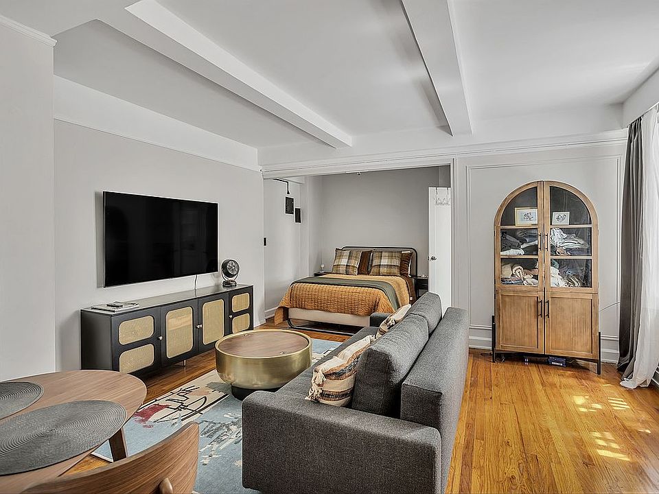 1st image of 155 E 49th St #7G