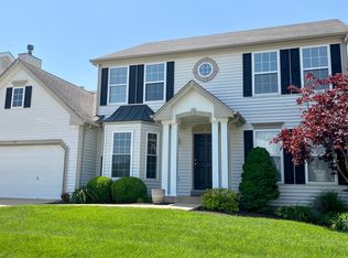 339 Greenshire Ln #38B, O'Fallon, MO