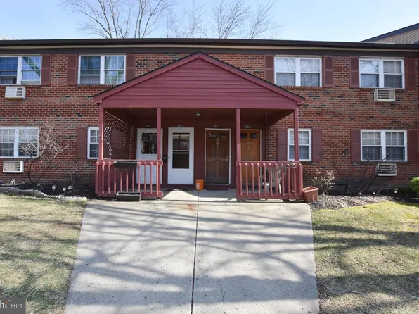 603 Garnet Dr, Burlington, NJ 08016