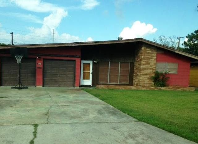 1st image of 1800 Duff Dr