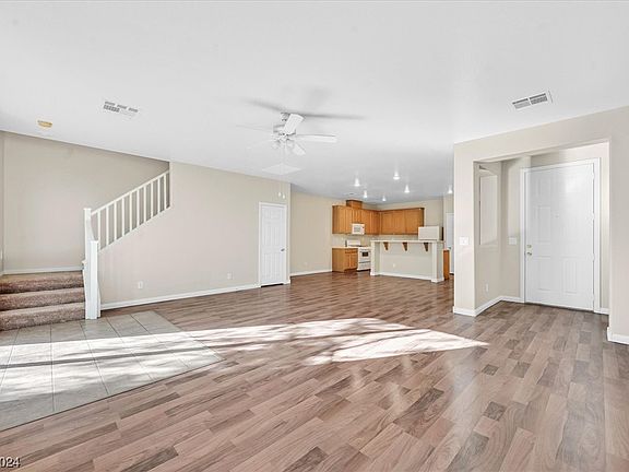 3rd image of 6250 W Arby Ave Unit 105
