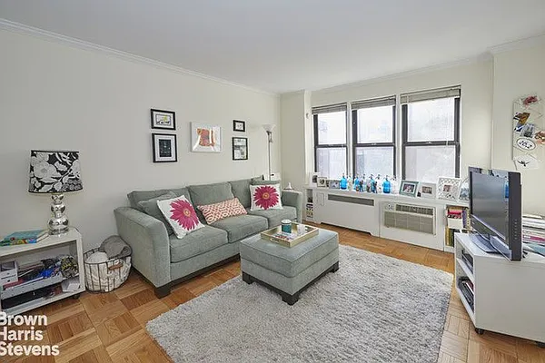 Rented by Brown Harris Stevens | media 13