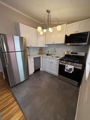 2112-2114 Russell Blvd #2112C Photo 1