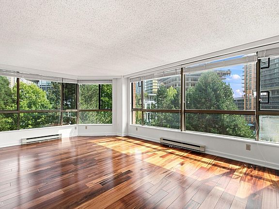 5th image of 4350 Beresford St #602