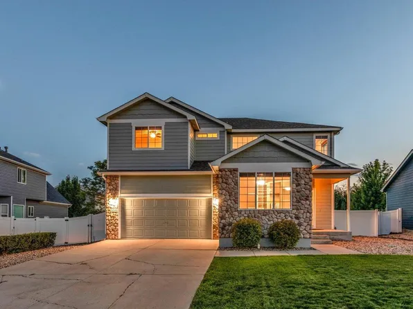 3240 Silverbell Dr, Johnstown, CO 80534