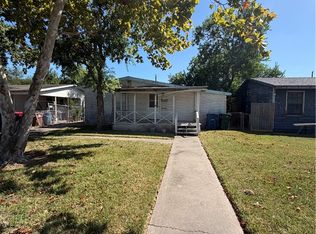 5725 Kimbrough Dr, Corpus Christi, TX 78412