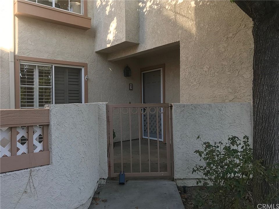 1st image of 26571 Las Palmas APT 3