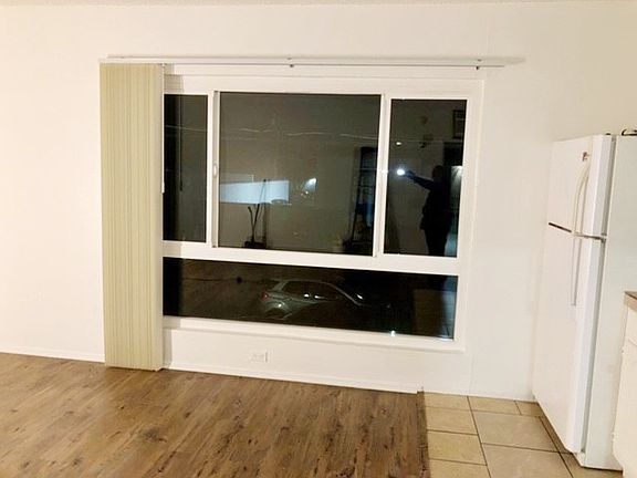 2nd image of 17463 Vanowen St #21